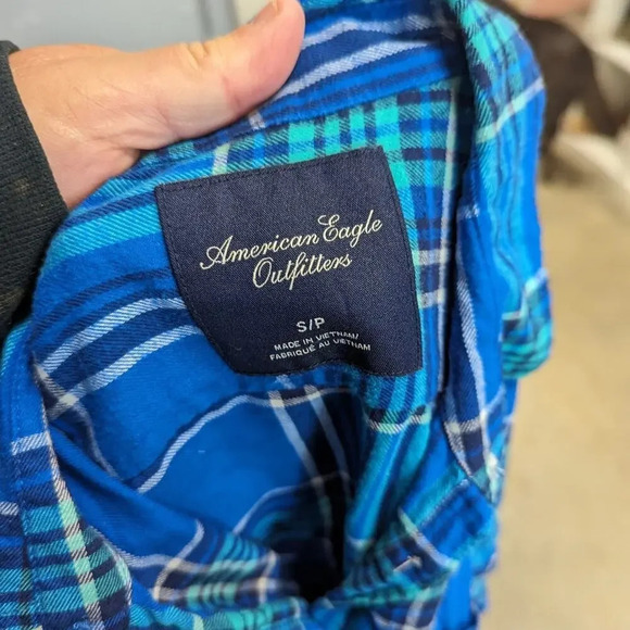 American Eagle Outfitters Plaid Button Front Shirt - Small - Picture 2 of 4